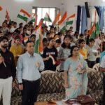 वंदे मातरम् के सामूहिक गायन में स्वर, उच्चारण और भाव की शुद्धता का अभ्यास*
